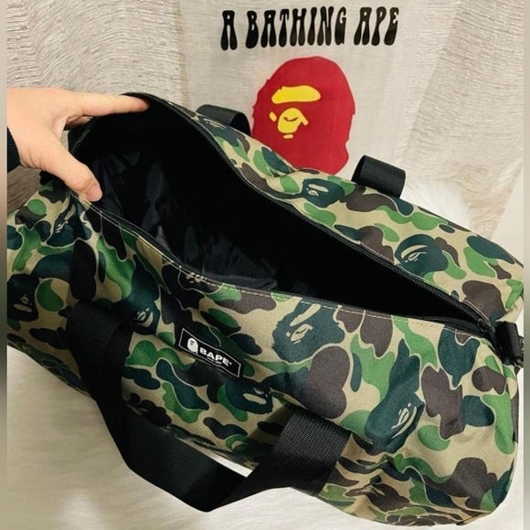 2022 Spring Exclusive Release BAPE large Duffle Bag Very High Quality - Picture 1 of 8